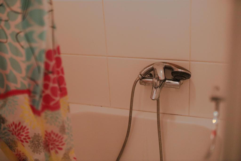 Place In Apartment *